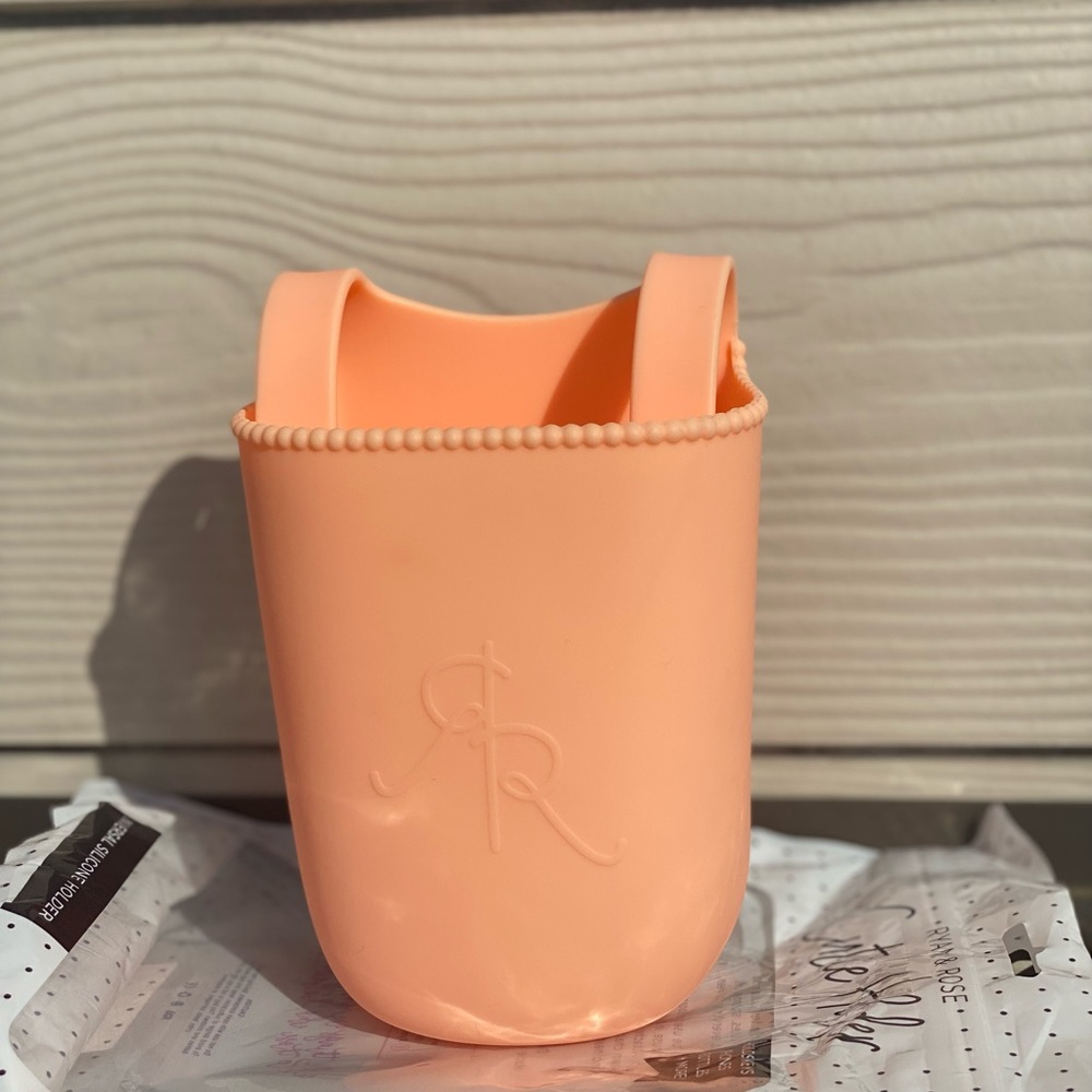 Ryan & Rose NECTAR LE Cutie Holder BOGG PEACH COLOR